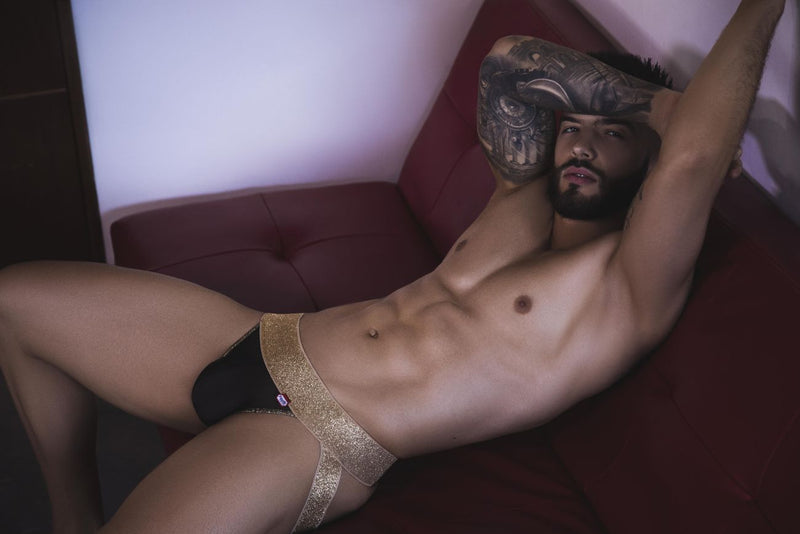 The Rise of Men's Underwear Subscription Services