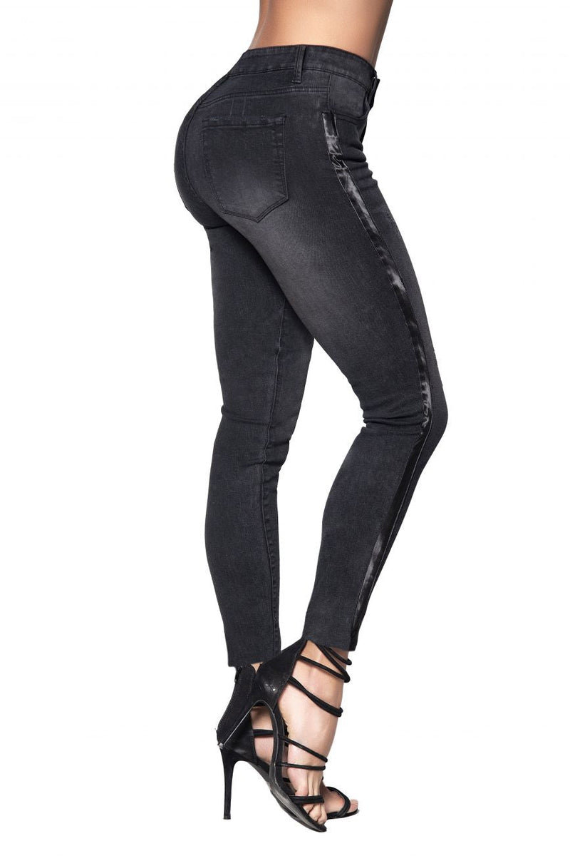 Mapale D1917 Butt Lifting Jeans with Side Satin Strip Detail Color Black